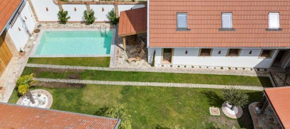 6 rooms House in Heldenberg, Austria No. 254906 2