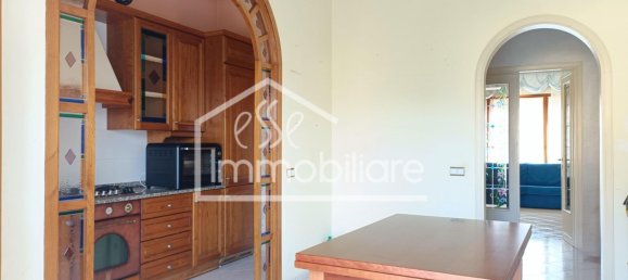 5 bedrooms Apartment in Empoli, Italy No. 363867 2