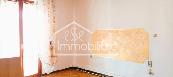 5 bedrooms Apartment in Empoli, Italy No. 363867 12