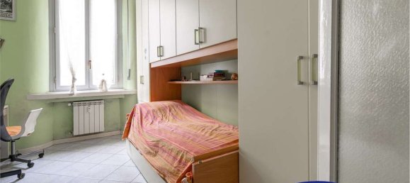 3 bedrooms Apartment in Milan, Italy No. 314183 12