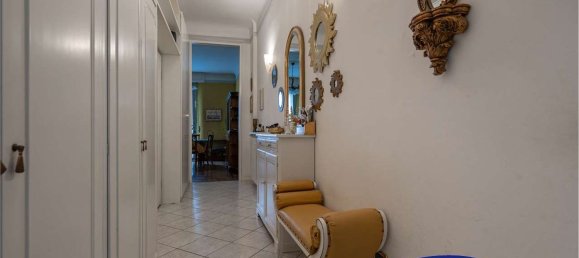 3 bedrooms Apartment in Milan, Italy No. 314183 17