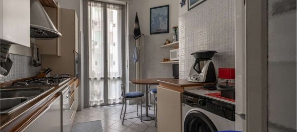 3 bedrooms Apartment in Milan, Italy No. 314183 7