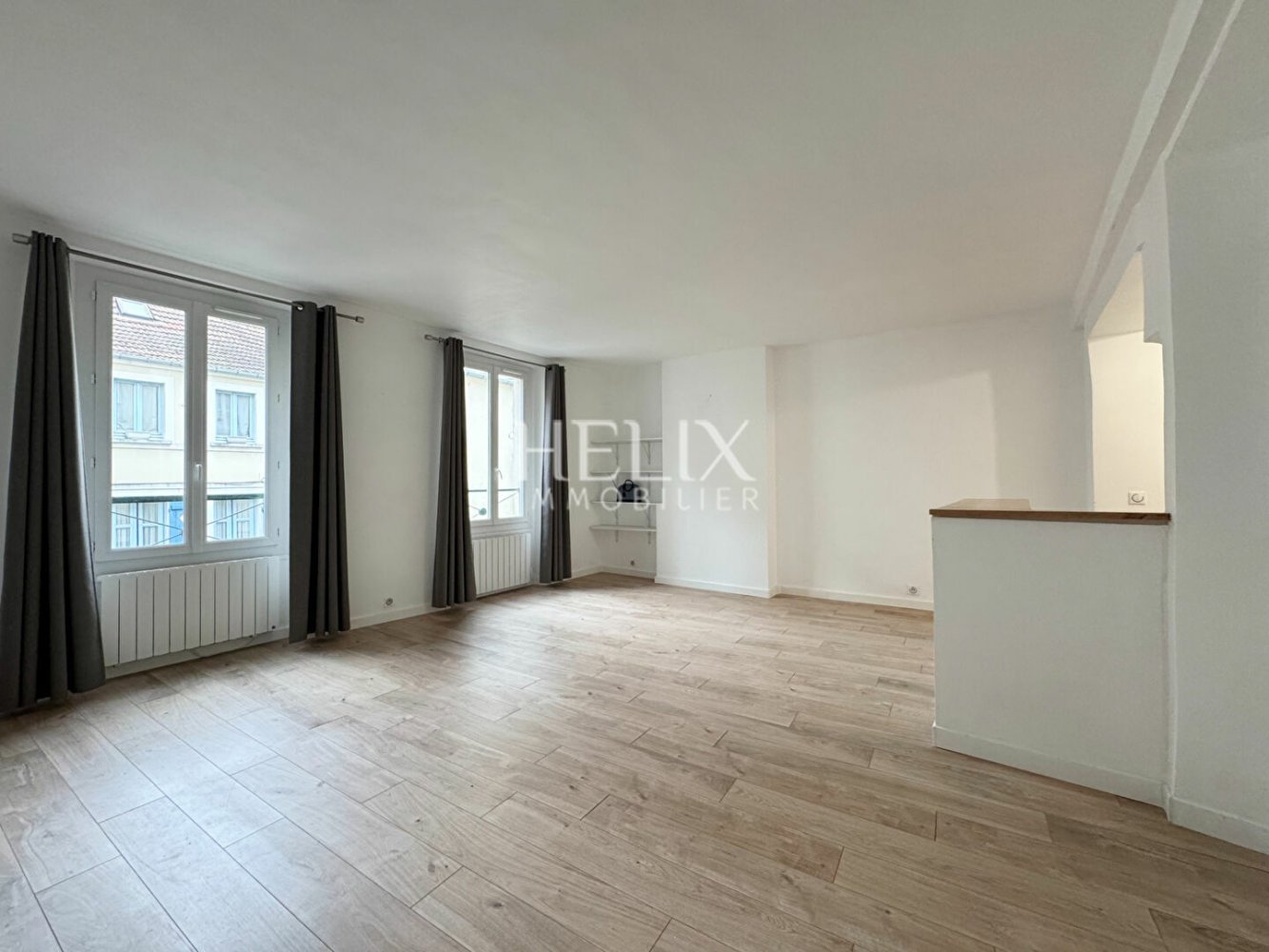 2 bedrooms Apartment in Saint-Germain-en-Laye, France No. 351387