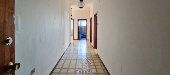 2 chambres Appartement à Morrovalle, Italy No. 236280 9
