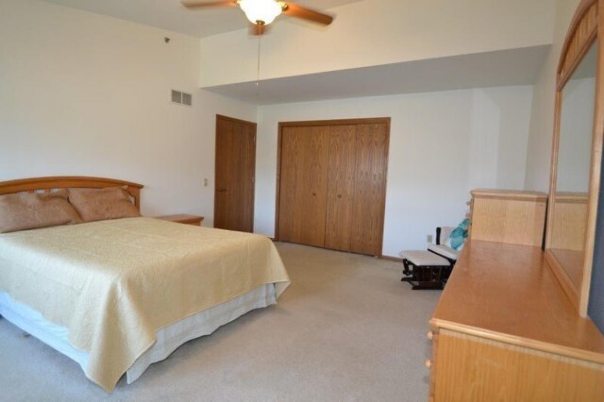 3 bedrooms House in Brookfield, USA No. 429360