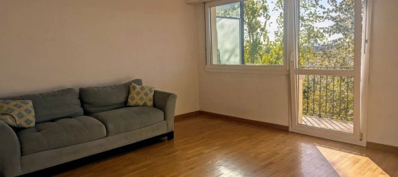 3-salle Appartement à Saint-Louis, France No. 40520 7