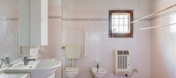 6 rooms House in Conselice, Italy No. 299520 22