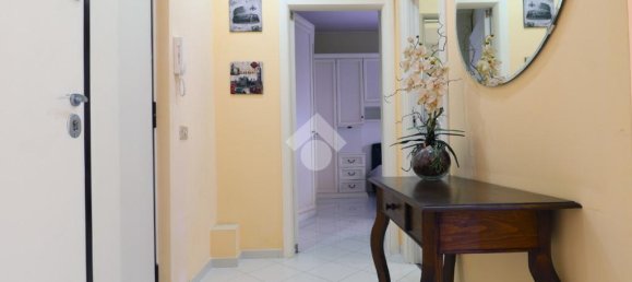 Apartamento de 1 dormitorio en Rome, Italy No. 298311 10