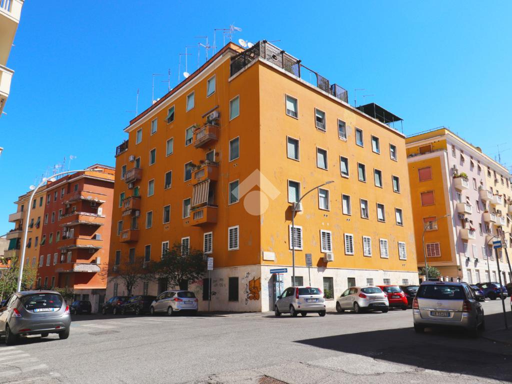 Apartamento de 1 dormitorio en Rome, Italy No. 298311