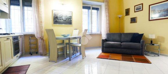 Apartamento de 1 dormitorio en Rome, Italy No. 298311 3