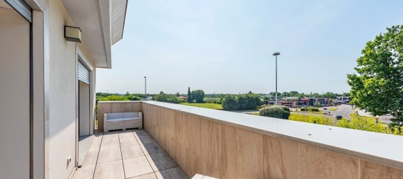 4غرفة شقة في Lainate, Italy رقم 310614 21