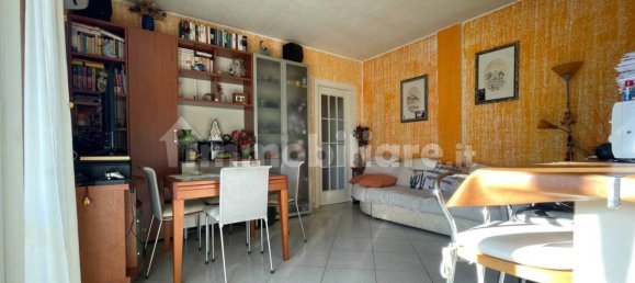 2 bedrooms Apartment in Sarzana, Italy No. 275463 5