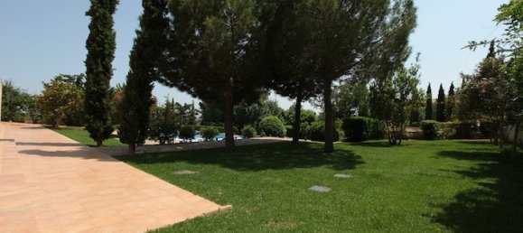 5 bedrooms Villa in Paiania, Greece No. 6648 3