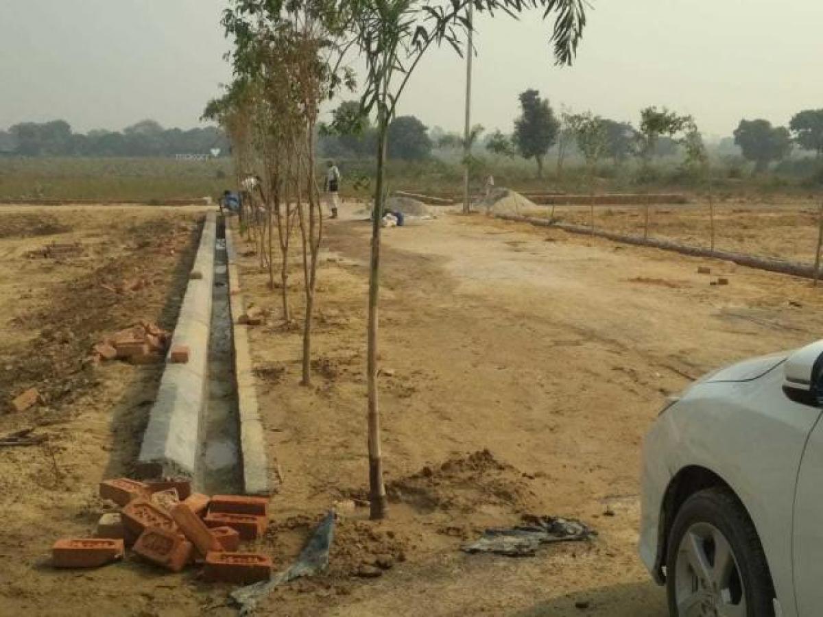 Grundstück in Lucknow, India, Nr. 31805