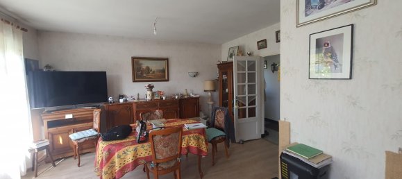 2 Schlafzimmer Haus in Saint-Gaultier, France, Nr. 73309 8
