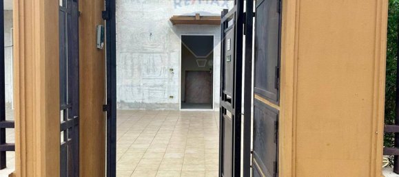 2 bedrooms Villa in Manfredonia, Italy No. 380092 3