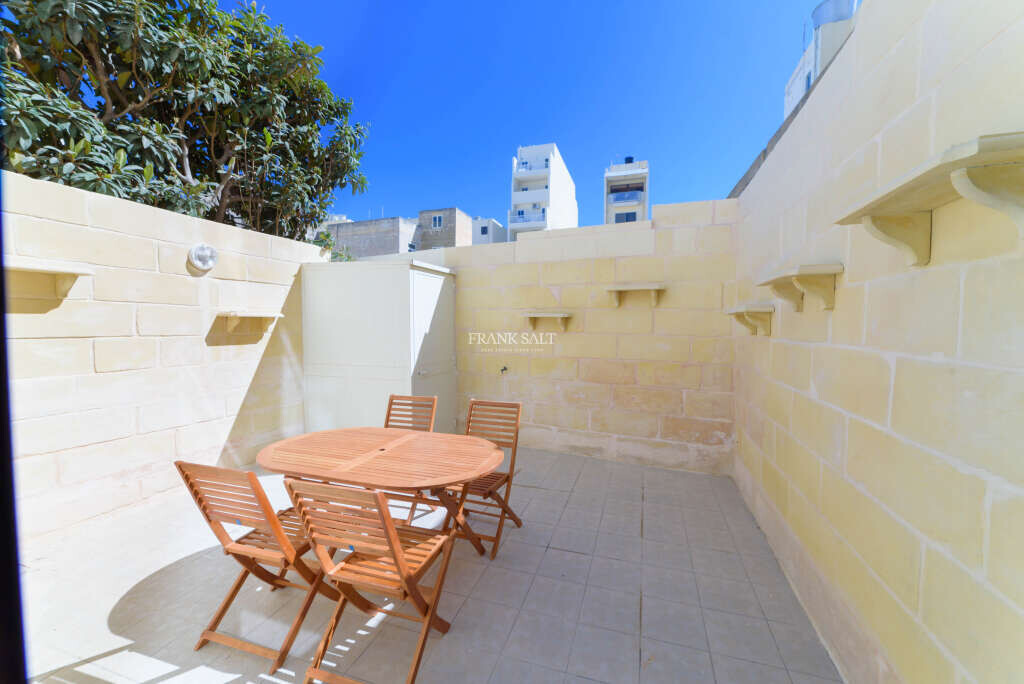 3 bedrooms Maisonette in Saint Paul's Bay, Malta No. 9634