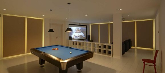 5 bedrooms Villa in Malaga, Spain No. 121323 54