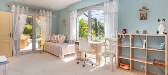 8 bedrooms Villa in Antibes, France No. 247292 15
