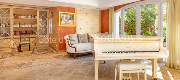8 bedrooms Villa in Antibes, France No. 247292 9