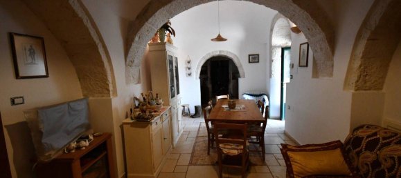 2 bedrooms House in Martina Franca, Italy No. 109768 4