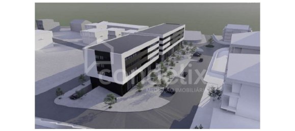 94m² Commercial property in Fanzeres, Portugal No. 57488 11