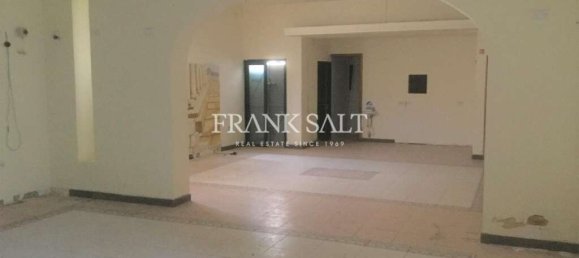 400m² Shop in Rabat, Malta No. 12181 14