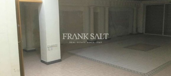 400m² Shop in Rabat, Malta No. 12181 18