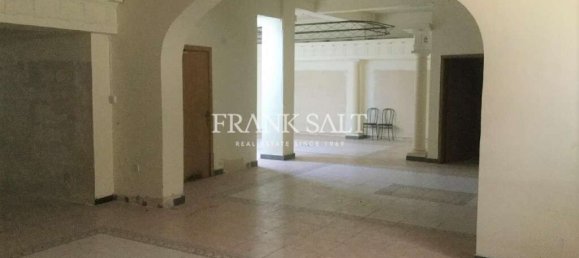 400m² Shop in Rabat, Malta No. 12181 16