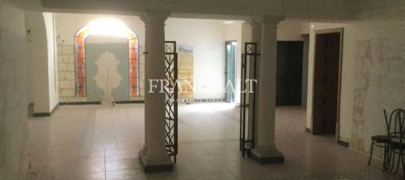 400m² Shop in Rabat, Malta No. 12181 20