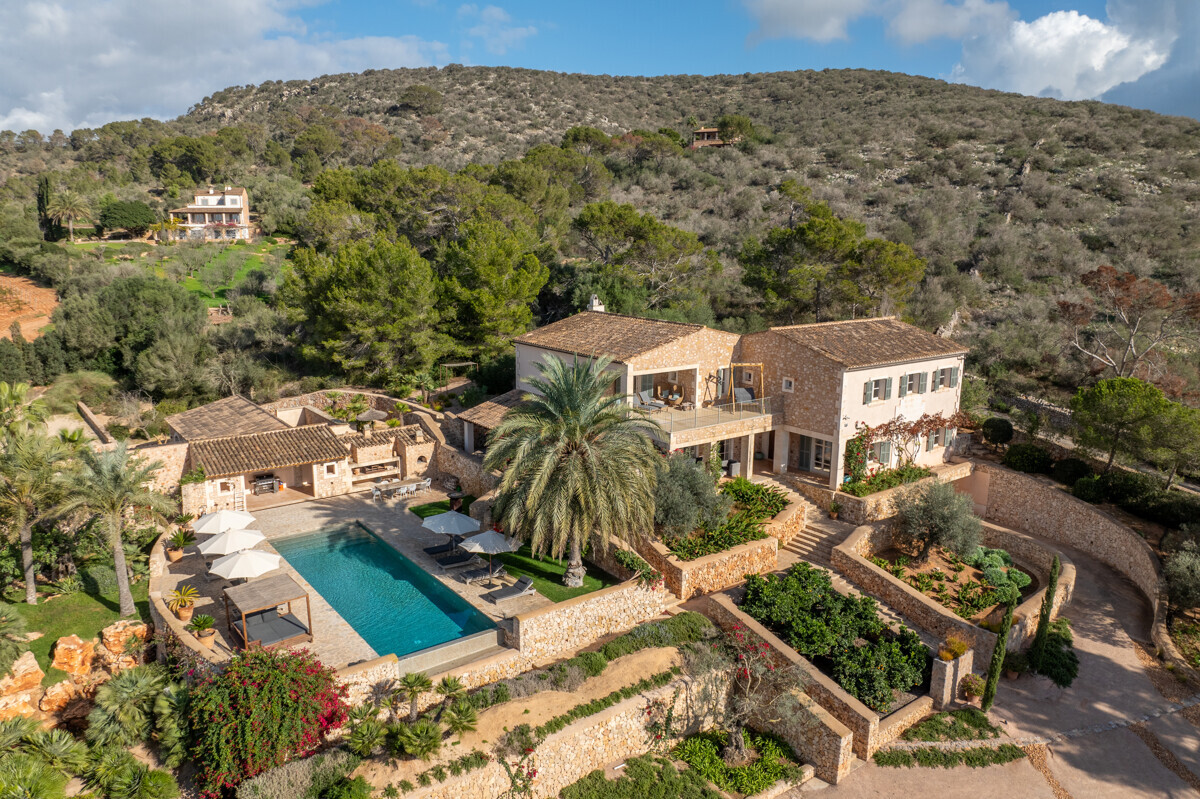 6 bedrooms House in Santanyi, Spain No. 251389