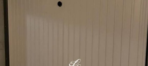 Garage à Paris, France No. 138849 7