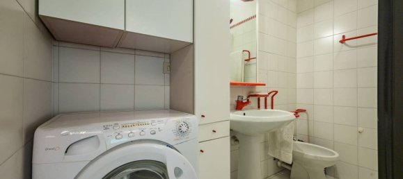 2 bedrooms Apartment in Genoa, Italy No. 313392 23