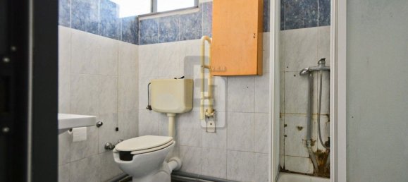 Коммерческая недвижимость 55м² в Кампи Бизенцио, Италия № 347516 7