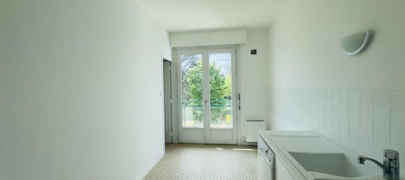 4 bedrooms Apartment in Charbonnieres-les-Bains, France No. 343500 6