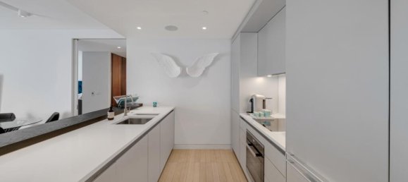 2 bedrooms Apartment in London, United Kingdom No. 13202 6