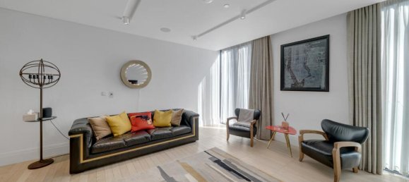 2 bedrooms Apartment in London, United Kingdom No. 13202 4