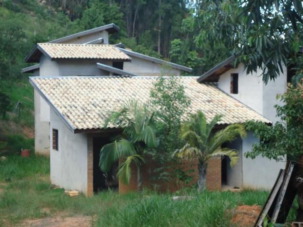 4 bedrooms House in Sao Paulo, Brazil No. 587113