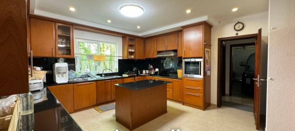 4 bedrooms Villa in Pattaya, Thailand No. 13277 6