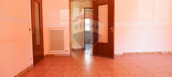 6غرفة شقة في San Nicola la Strada, Italy رقم 270114 25