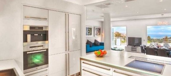 4 غرف نوم منزل في Agios Tychonas, Cyprus رقم 6855 5