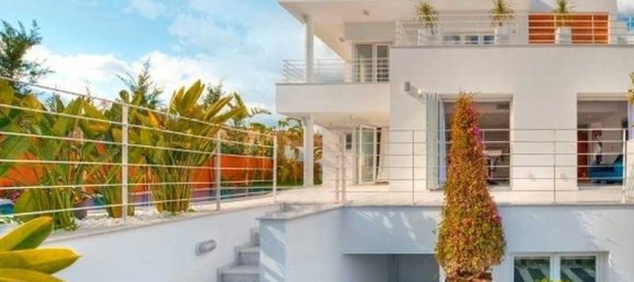 4 غرف نوم منزل في Agios Tychonas, Cyprus رقم 6855 3