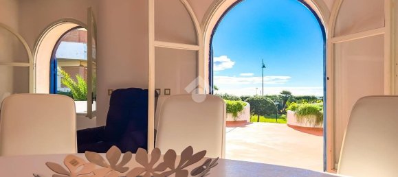 5 bedrooms Villa in Formia, Italy No. 280616 11