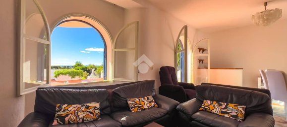 5 bedrooms Villa in Formia, Italy No. 280616 8