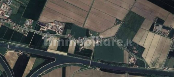 2 bedrooms House in Roncoferraro, Italy No. 351664 19