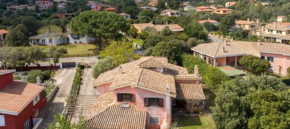 Villa de 7 habitaciónes en Capoterra, Italy No. 146023 6