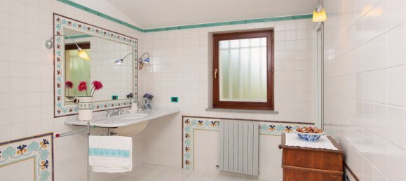 Villa de 7 habitaciónes en Capoterra, Italy No. 146023 18