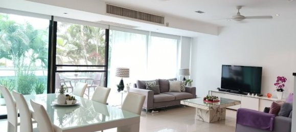 2 bedrooms Condo in Chon Buri, Thailand No. 24869 2