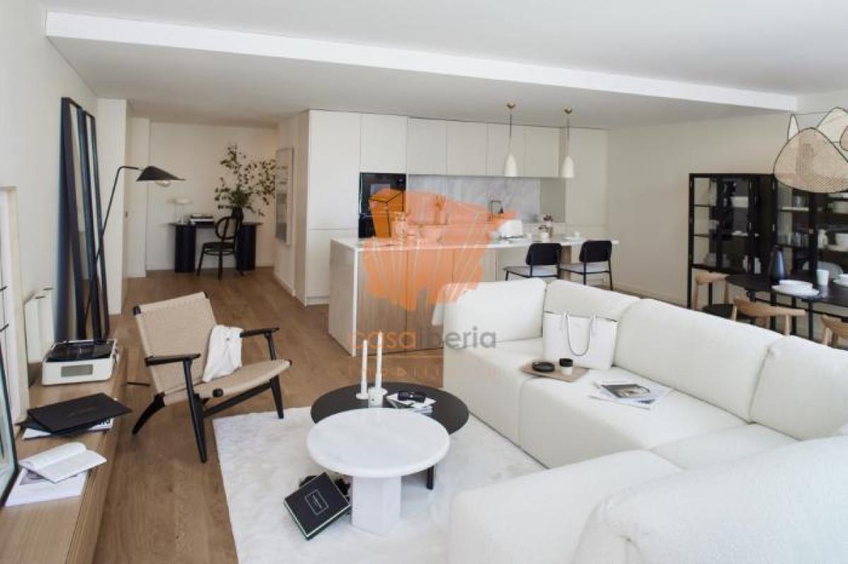 2 bedrooms Apartment in Lisbon, Portugal No. 3234