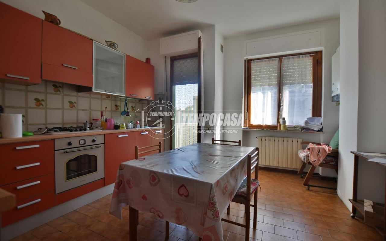 3-Zimmer Wohnung in San Severino Marche, Italy, Nr. 6006